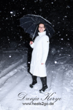 high_heel_stiefel_im_schnee12