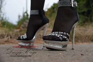 weinberg_nylons01